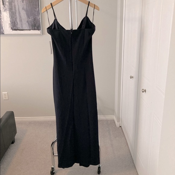 ✨NWT✨ Split leg Maxi Dress - Picture 4 of 4